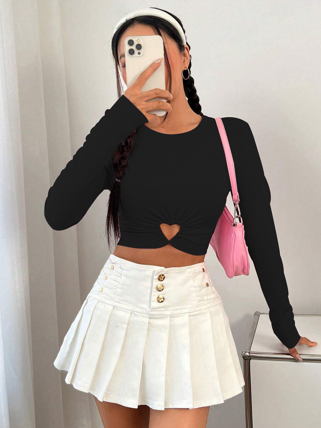 Damen gerafftes Crop-Top mit Herz-Cutout, langärmlig und feiner Rippstruktur Shop Nory