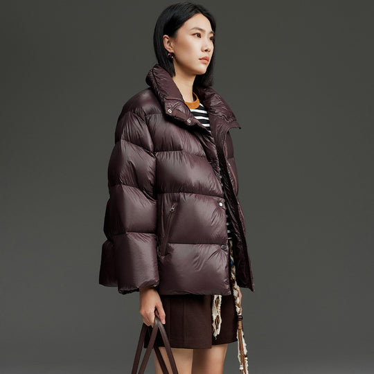 Damen Kurz geschnittene gesteppte Daunenjacke mit hohem Stehkragen, Boxy-Silhouette und Druckknöpfen Shop Nory