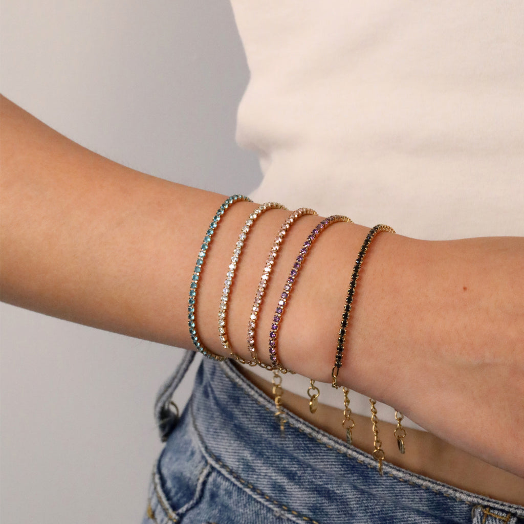 Damen Armband mit funkelnden Zirkonia und verstellbarem Design Shop Nory