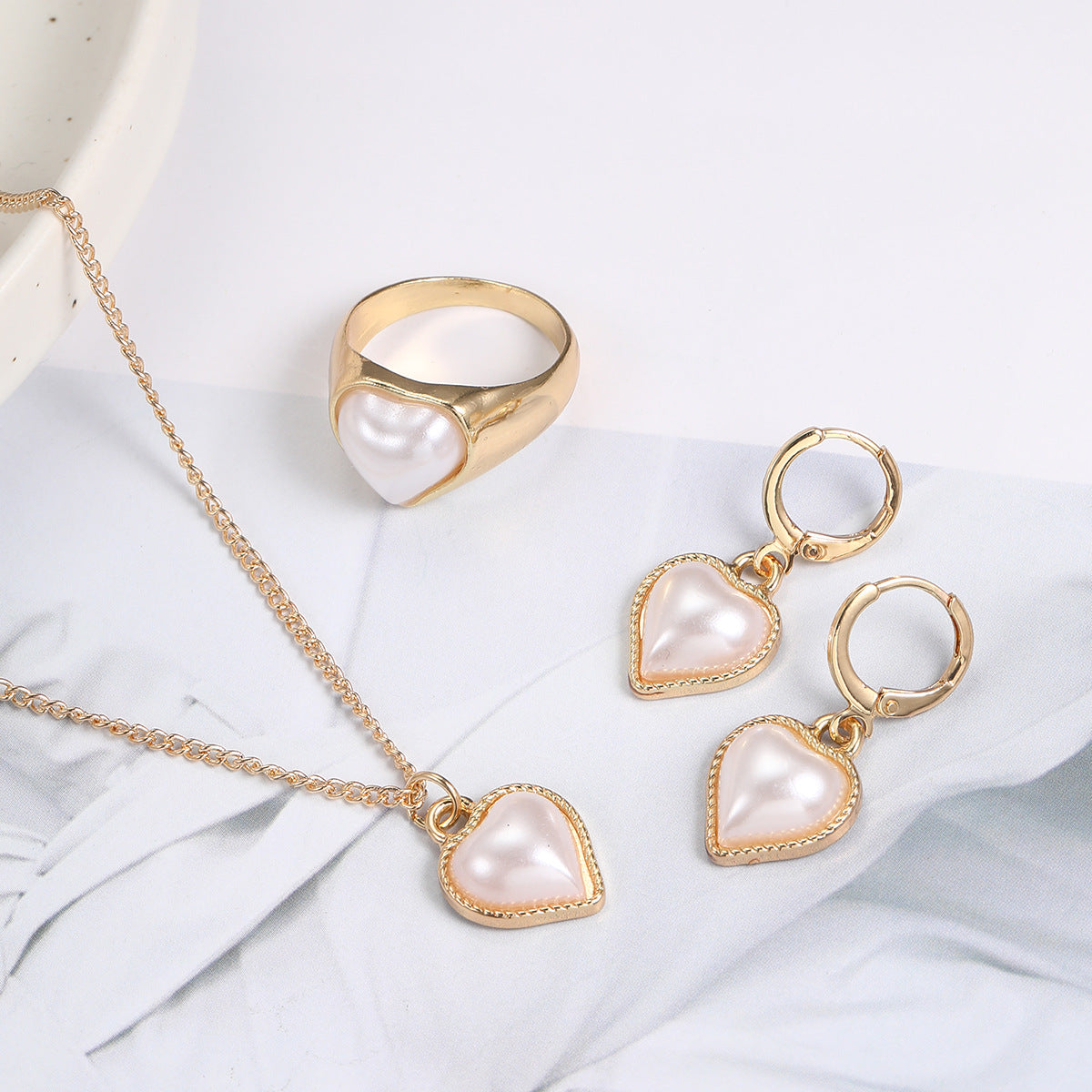 Damen Schmuckset mit romantischem Herzmotiv Shop Nory