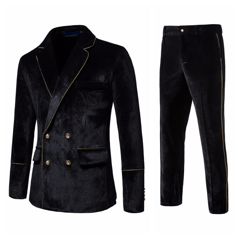 Herren Samtanzug mit goldenen Details und klassischem Revers