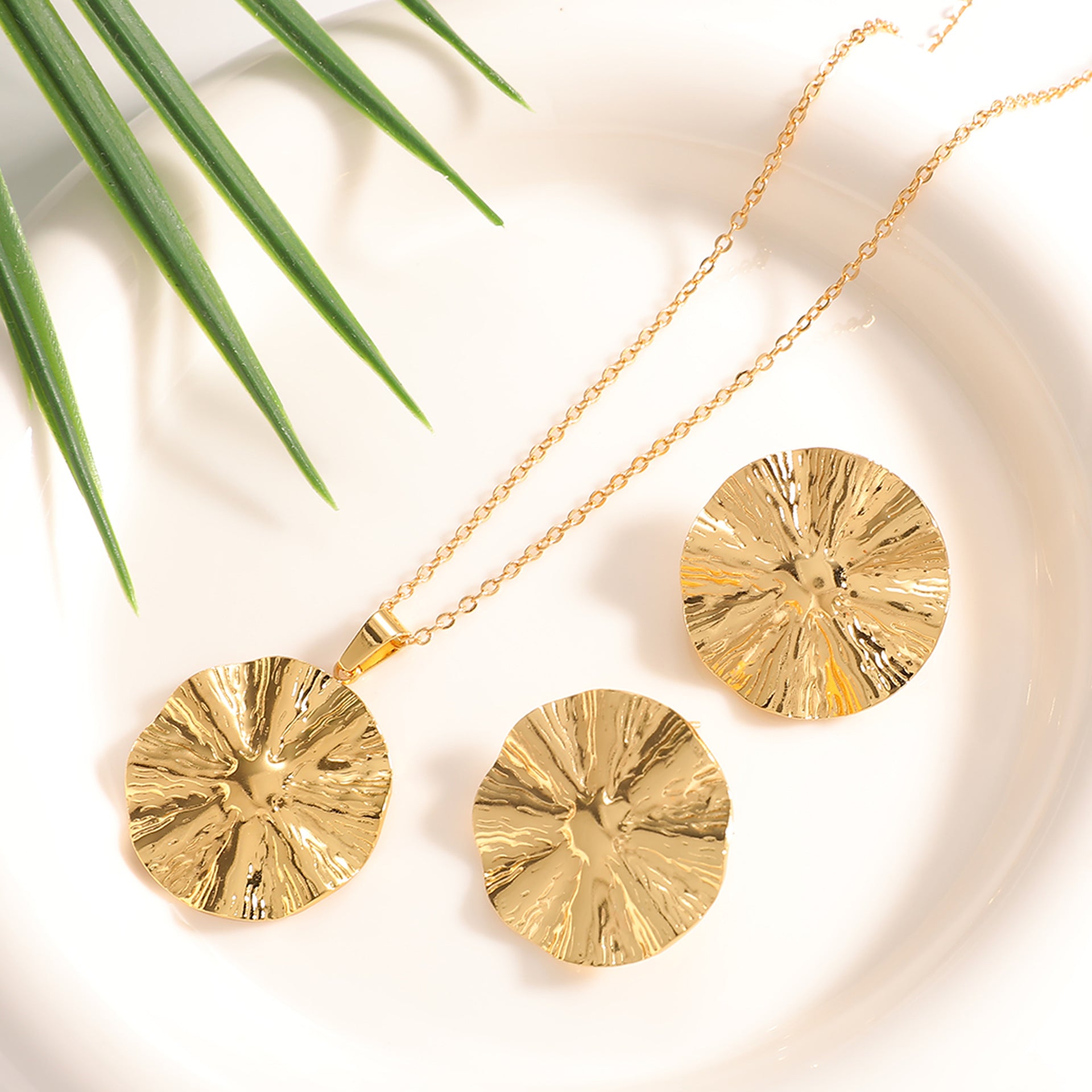 Damen Schmuckset mit filigranem Blattdesign Shop Nory