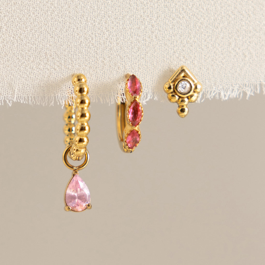 Damen Ohrhänger mit glitzernden Zirkonia und goldfarbener Edelstahlverarbeitung Shop Nory