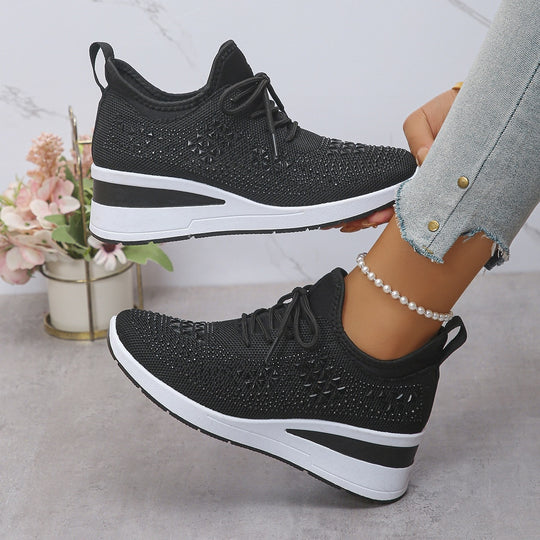 Damen Wedge-Sneaker mit atmungsaktivem Strick, gepolstertem Sockenschaft und leichtem Plateau Shop Nory