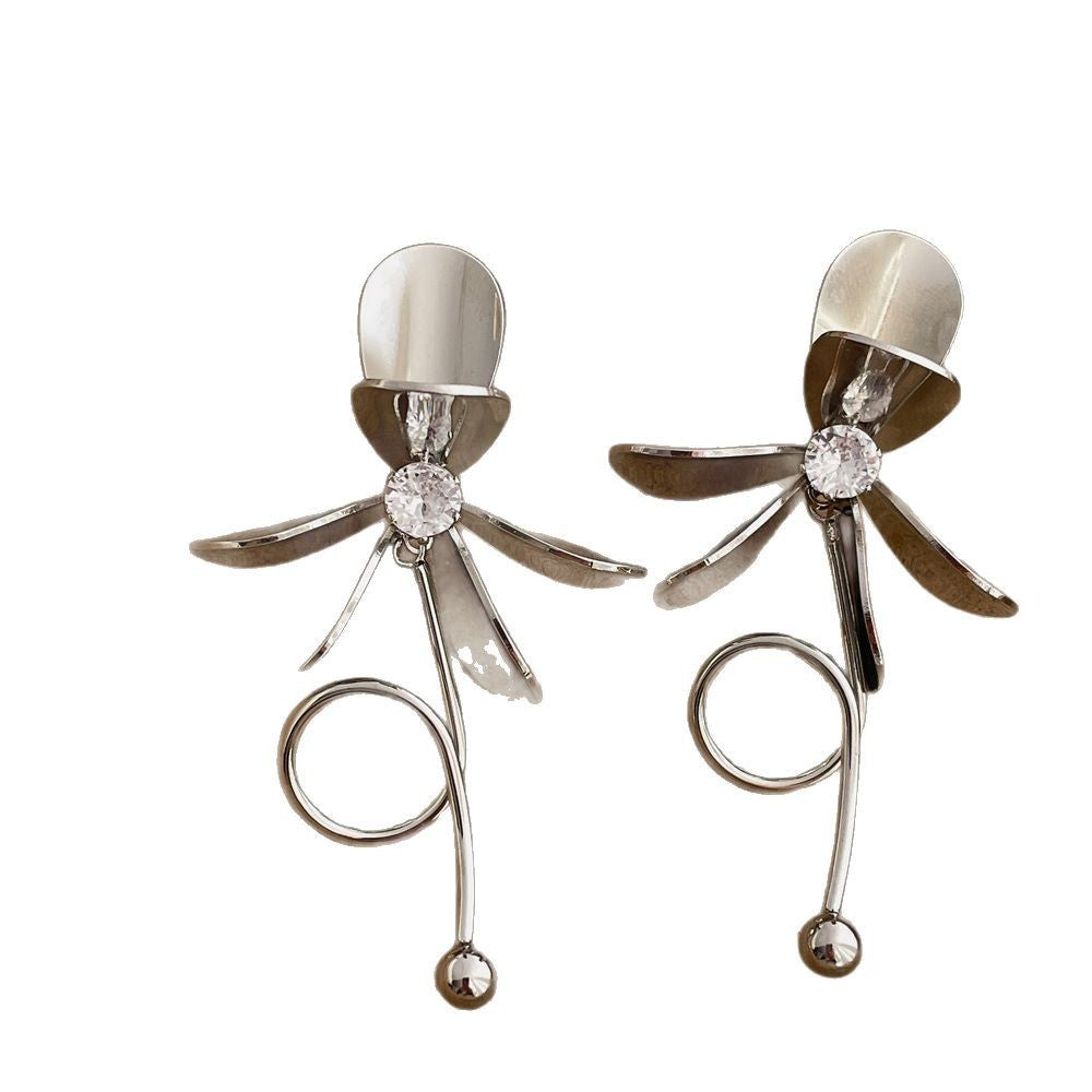Damen Ohrschmuck im modernen Blumendesign Shop Nory