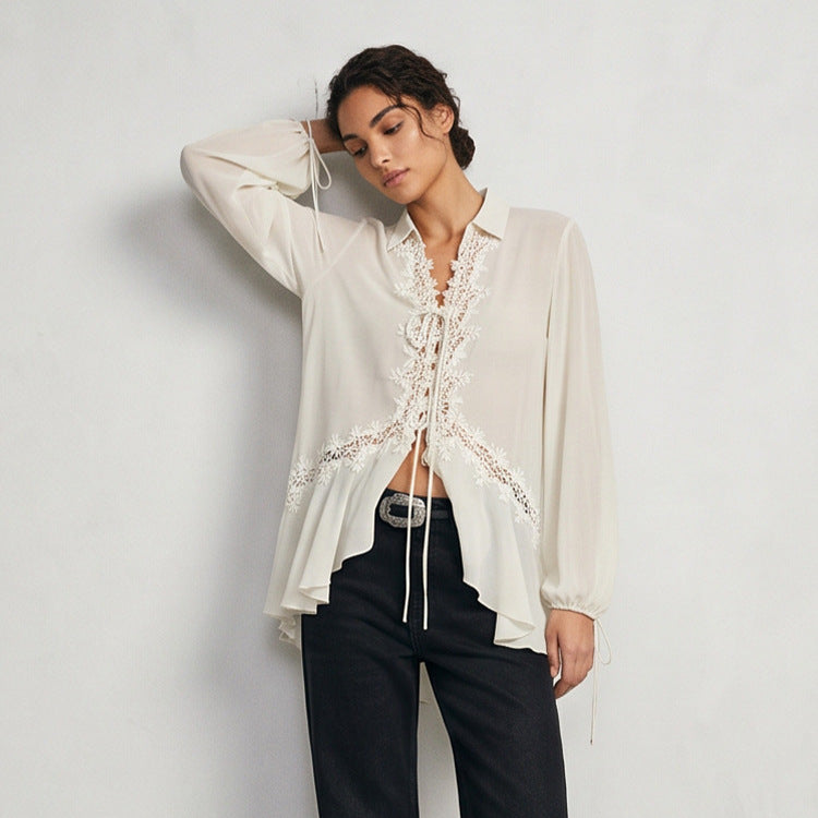 Damen Transparente Chiffonbluse mit Spitzenbesatz, Bindeband & asymmetrischem Volant-Saum Shop Nory