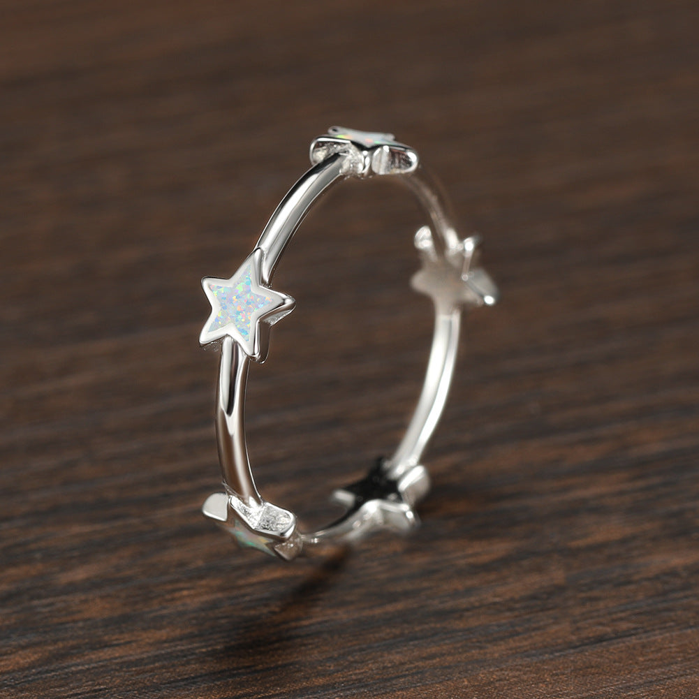 Damen Ring mit funkelnden Sternen aus hochwertigem Edelstahl Shop Nory