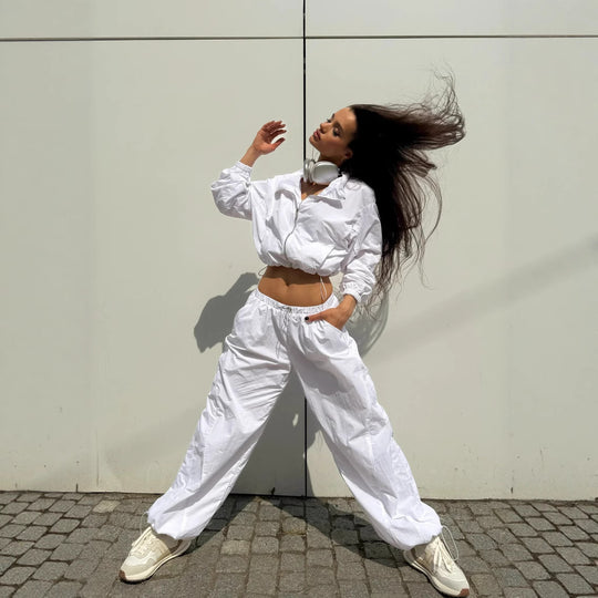 Damen Kurz geschnittene Windbreaker Jacke mit halbem Reißverschluss, Tunnelzug und elastischen Bündchen Shop Nory