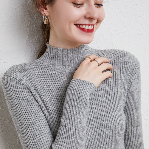 Damen Figurbetonter Feinstrick-Rollkragenpullover mit extrafeiner Rippenstruktur und kaschmirweicher Haptik Shop Nory