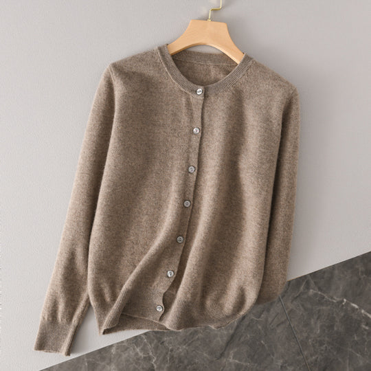 Damen Leichter Rundhals-Knopfcardigan in Kaschmiroptik mit feiner Rippkante und lässiger Silhouette Shop Nory