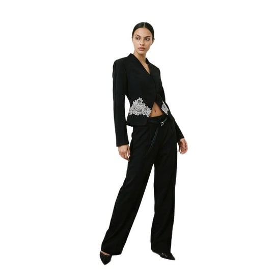 Damen Sculpted Cropped-Blazer mit Spitzenbesatz und taillierter Silhouette Shop Nory