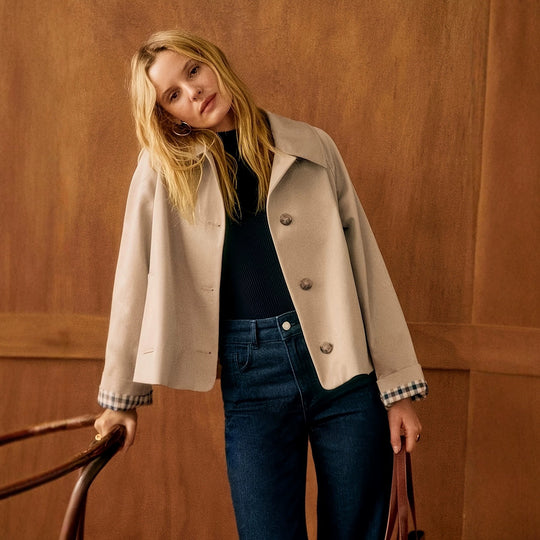Damen Boxy-Shortcoat mit übergroßem Revers und Karomanschetten Shop Nory