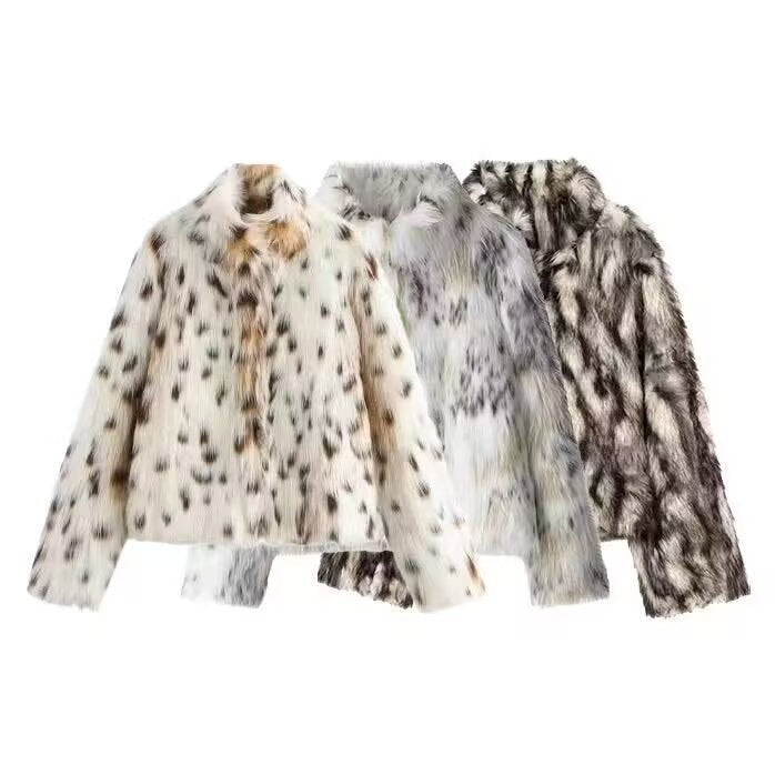 Damen Gekürzter Kunstfell‑Blouson mit mehrfarbiger Fleckenoptik und Stehkragen Shop Nory
