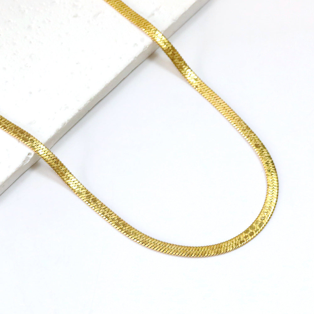 Damen Edelstahl Halskette mit goldplattierter Oberflächenstruktur und flexibel einstellbarer Länge Shop Nory
