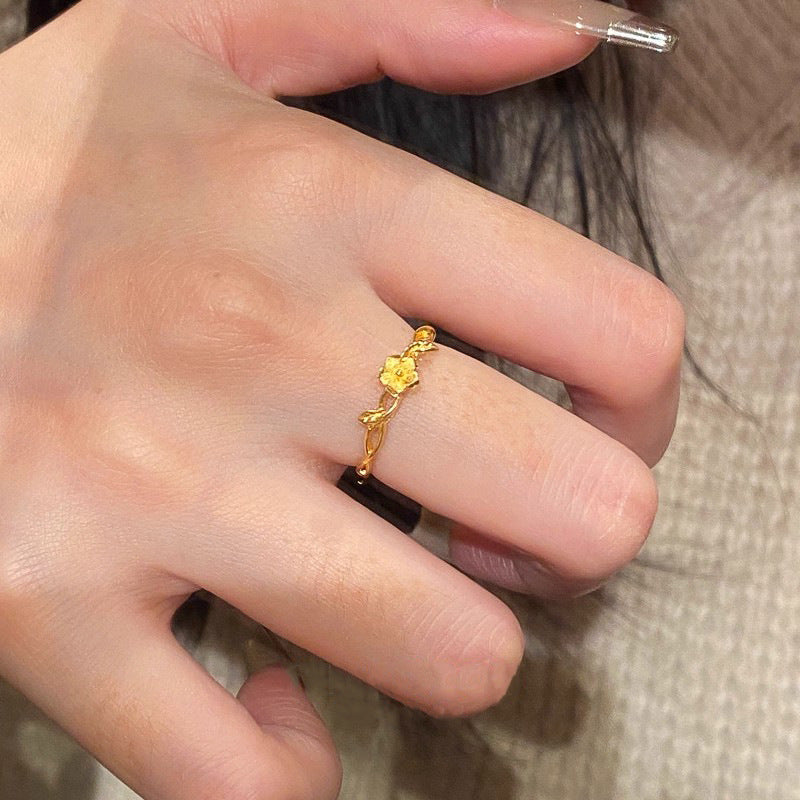 Damen Zierlicher Ring mit floralem Design und feiner Detailarbeit Shop Nory