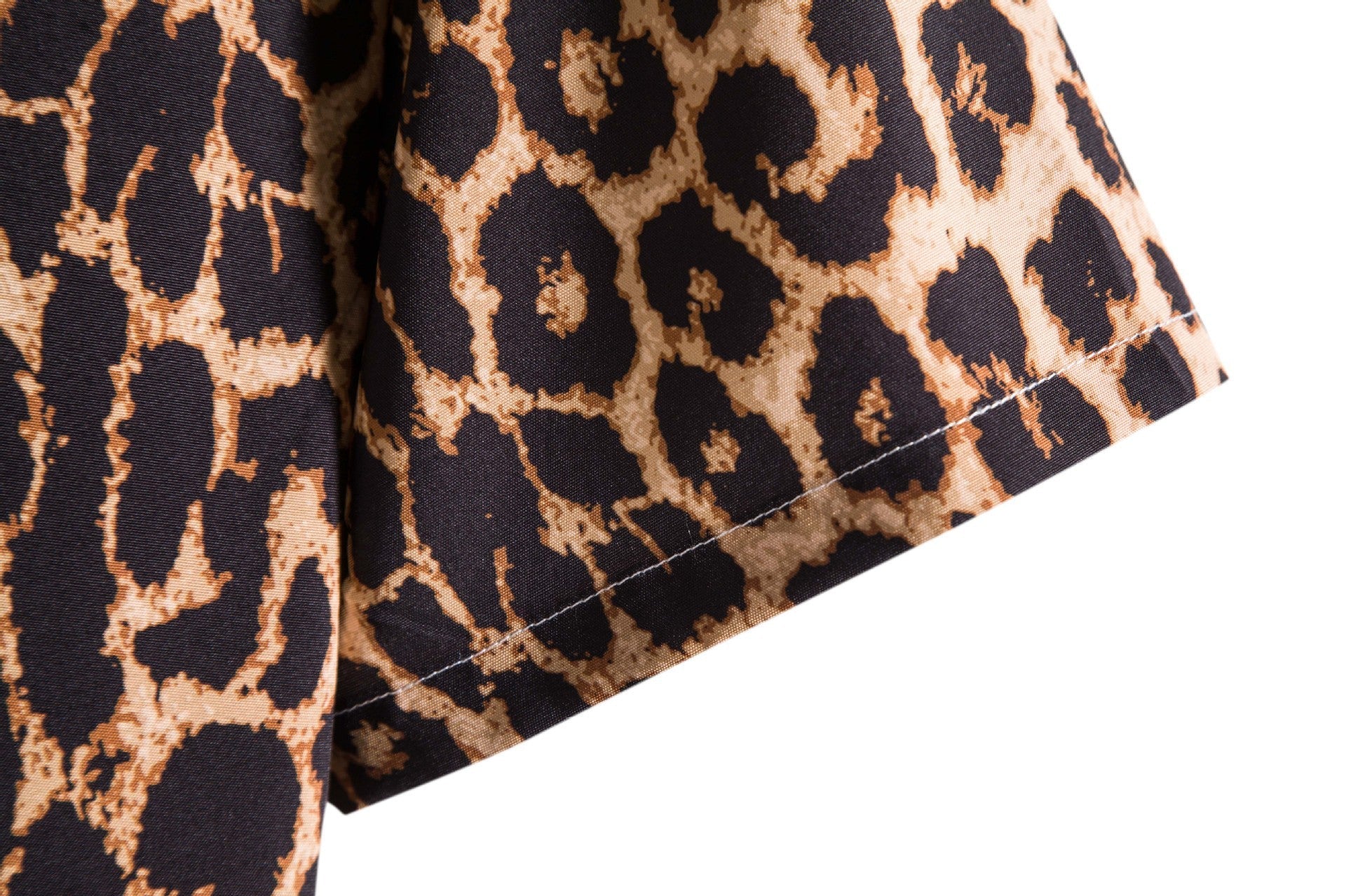 Damen Kurzarmhemd im Leopardenmuster Shopnory