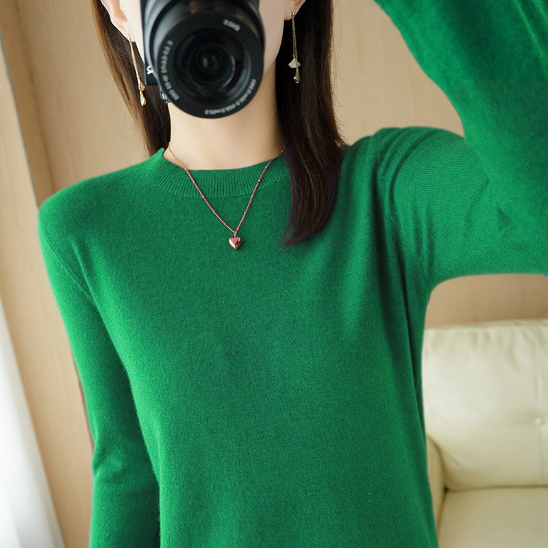 Damen Weicher Feinstrick-Rundhalspullover mit extraweiten Bündchen und kastiger Silhouette Shop Nory