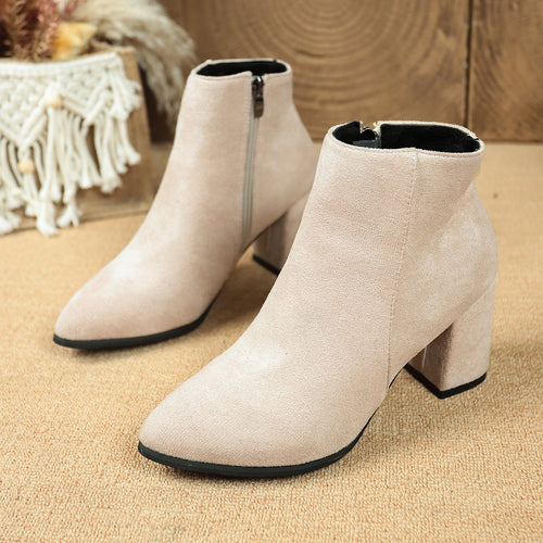 Damen Ankleboots mit Blockabsatz, spitzer Zehenpartie und seitlichem Reißverschluss Shop Nory