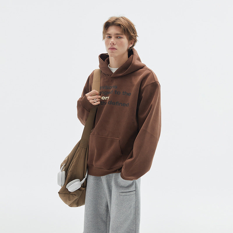 Unisex Oversize-Kapuzenpullover aus Baumwollmix mit Kängurutasche und Statement-Print Shop Nory