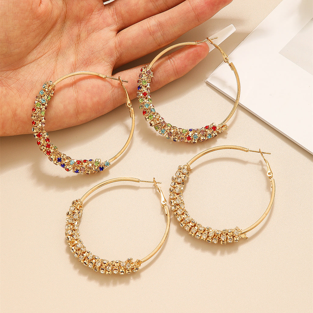 Damen Ohrringe mit funkelnden Steinen und elegantem Design Shop Nory