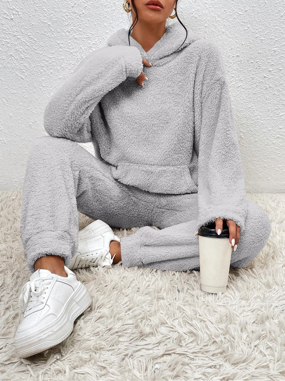 Damen nan kuscheliges Teddy-Fleece Hausanzug-Set mit Kapuze, Kängurutasche und elastischer Jogginghose Shop Nory