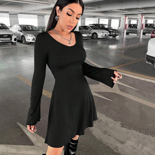 Damen geripptes A-Linien-Minikleid mit ausgestellten Glockenärmeln Shop Nory