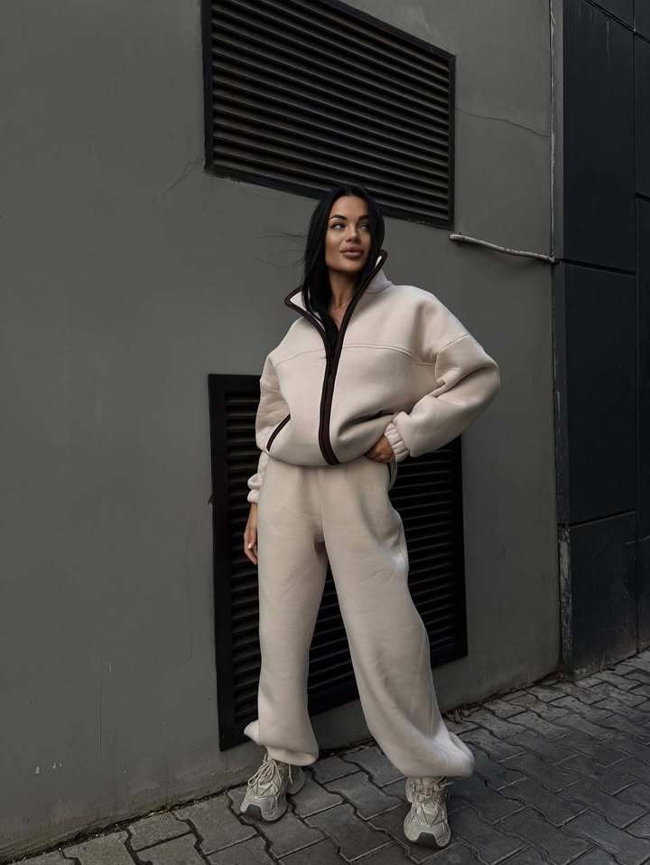 Damen Zweiteiliges Teddyfleece-Lounge-Set mit Stehkragen und weitem Joggerbein Shop Nory