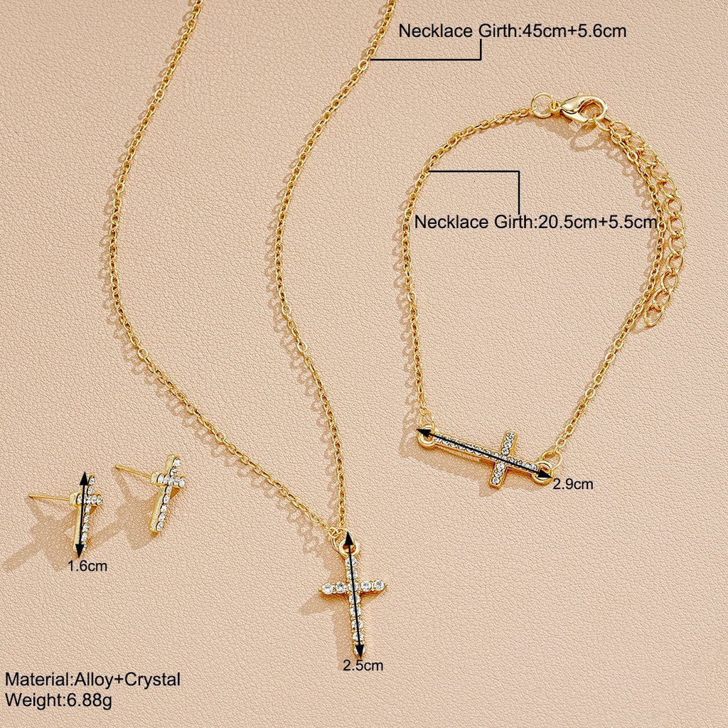 Damen Schmuckset mit funkelnden Kreuzanhängern Shop Nory