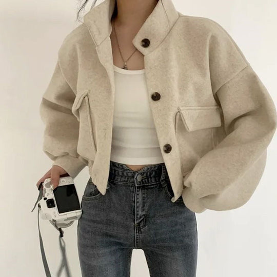 Damen cropped Bomberjacke mit voluminösen Ärmeln und praktischen Taschen