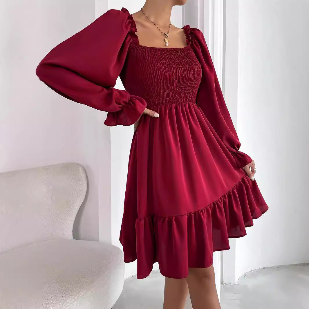 Damen Luftiges Minikleid mit Puffärmeln und Rüschendetails Shopnory