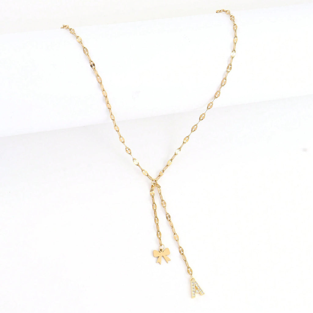 Damen Halskette mit personalisierten Anhängern und eleganten Details Shop Nory