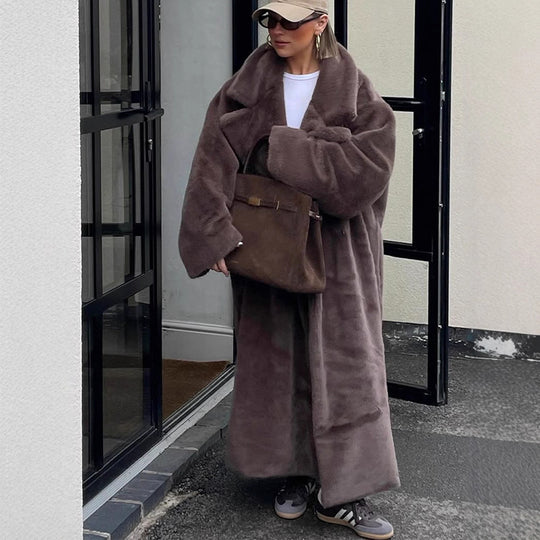 Damen Oversize Kunstfell-Maximantel mit weitem Revers Shop Nory