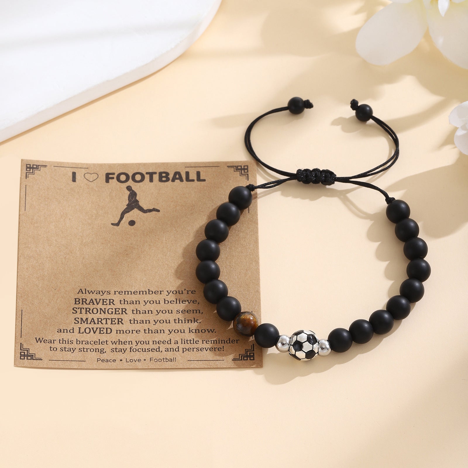 Damenarmband mit Fußballmotiv und kraftvollem Spruch Shop Nory