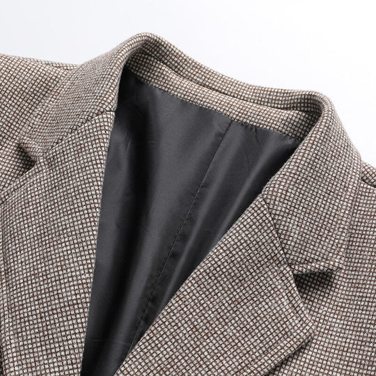 Herren Tailliertes Strickblazer aus Wollmix mit feiner Noppenstruktur und aufgesetzten Taschen Shop Nory