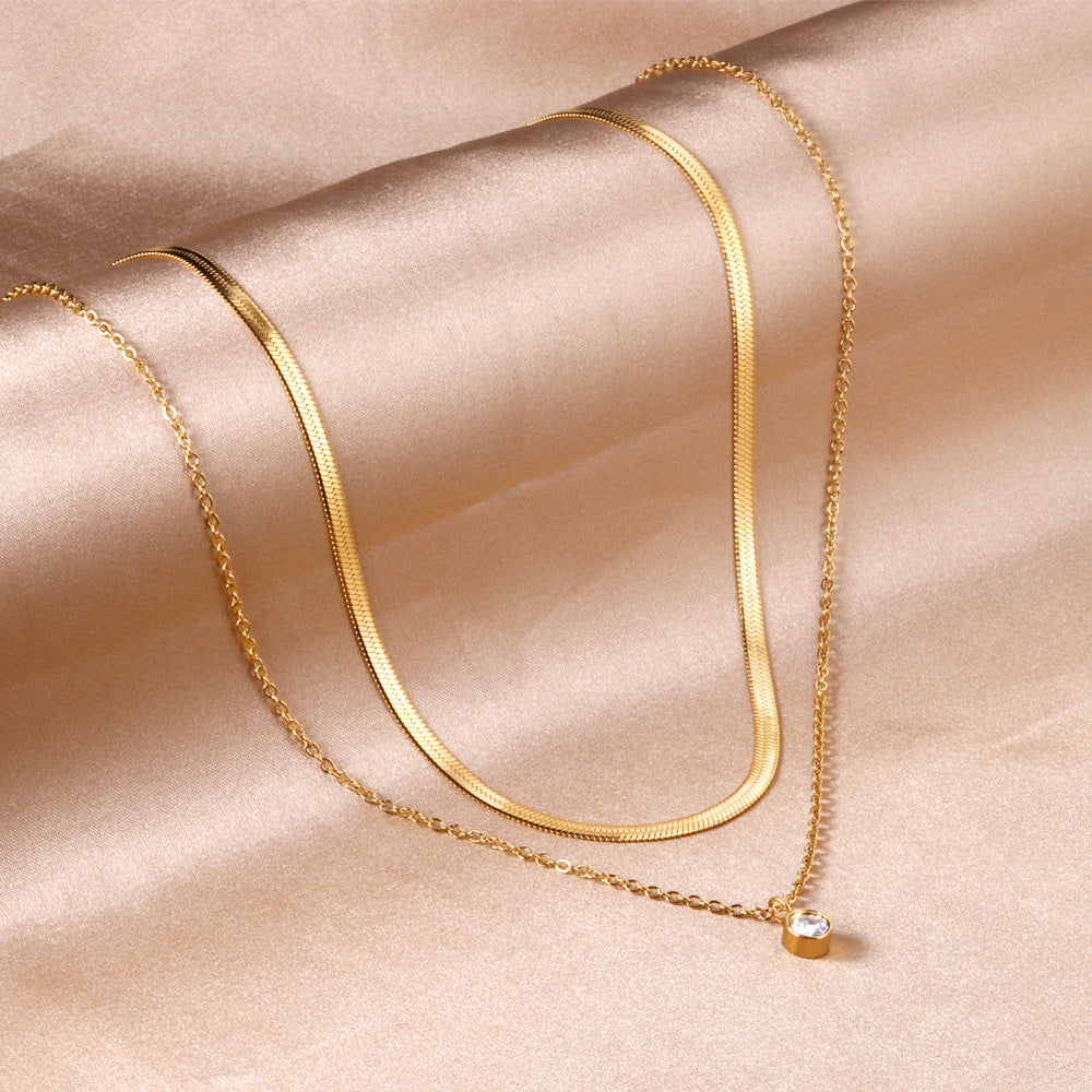 Damen elegante Halskette mit funkelndem Kristallanhänger und verstellbarer Kette Shop Nory