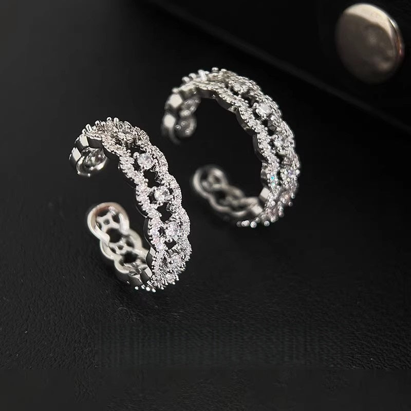 Damen eleganter Ring mit funkelnden Zirkonia-Details Shop Nory