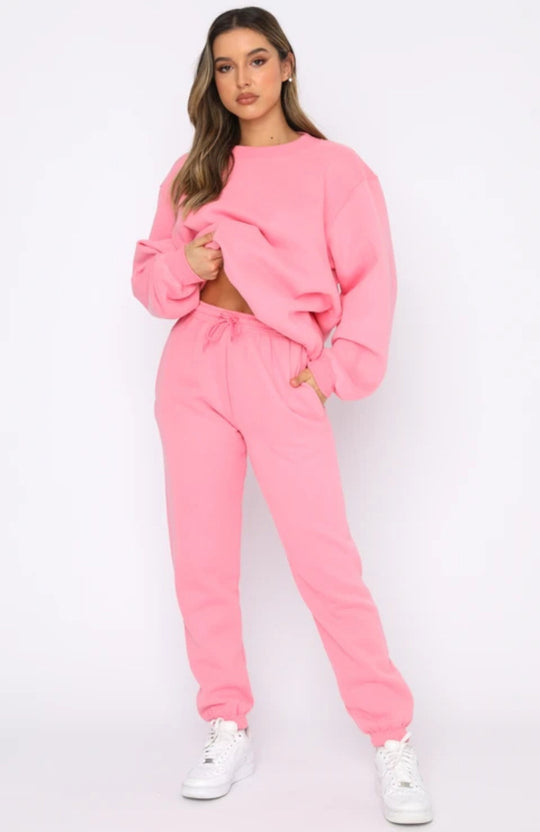 Damen nan zweiteiliges Cozy-Loungewear-Set mit Oversize-Rundhals und hochgeschnittener Jogginghose mit Kordelzug Shop Nory