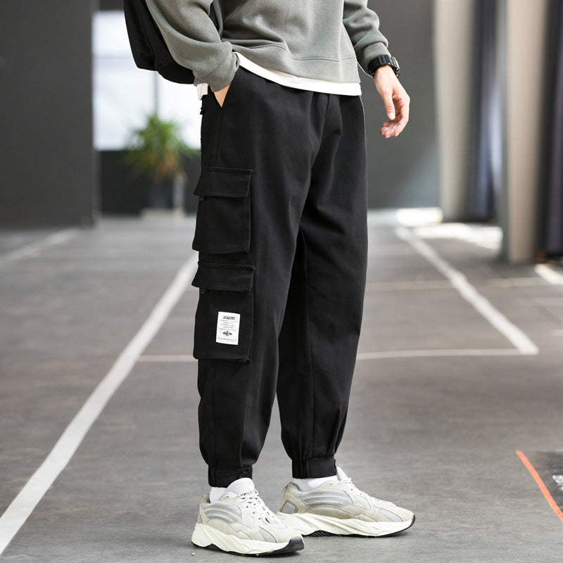 Herren Cargo-Joggerhose mit mehreren aufgesetzten Taschen, elastischem Bund und gekräuselten Knöcheln Shop Nory