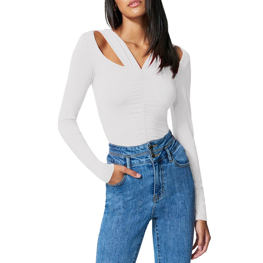 Damen Enganliegender Longsleeve-Body mit V-Ausschnitt, asymmetrischen Cut-Outs und Raffung Shop Nory