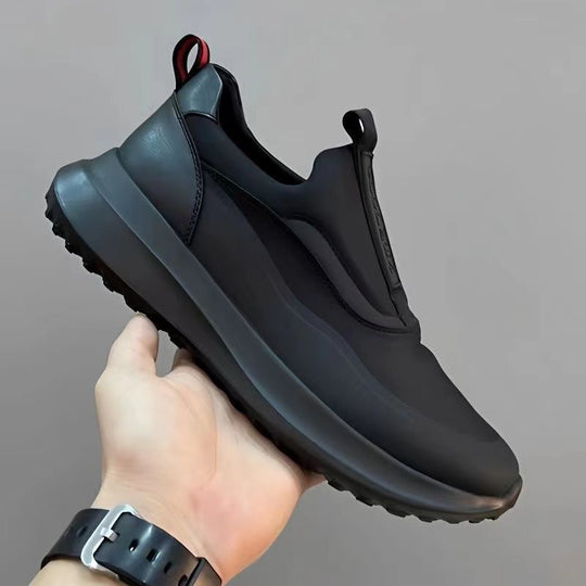Herren Slip-On-Plateau-Sneaker mit neoprenartigem Schaft und profiliertem Trail-Profil Shop Nory