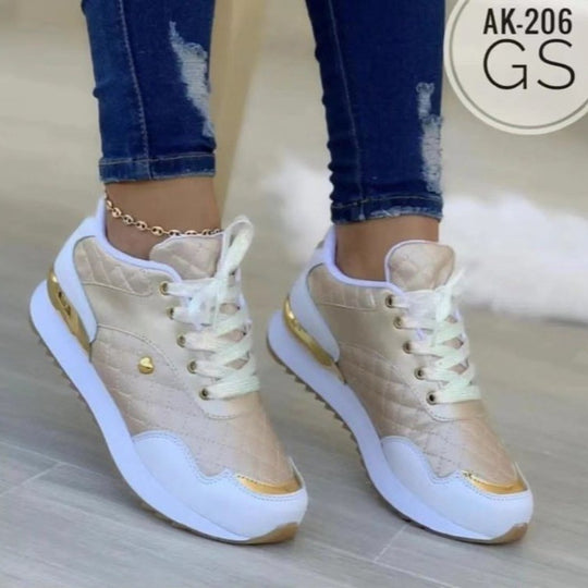 Damen Gepolsterte Sneaker mit Stepp-Optik und goldenen Akzenten Shop Nory