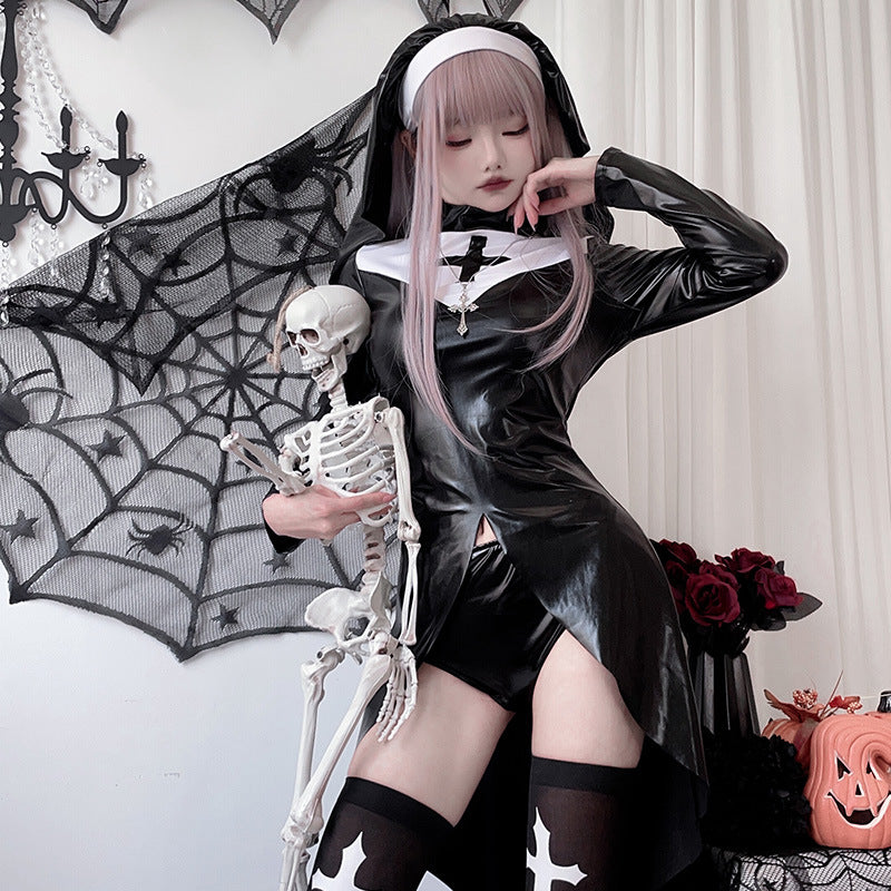 Damen Gothic Nonnenkostüm mit ausdrucksstarkem Design und transparentem Überrock Shop Nory