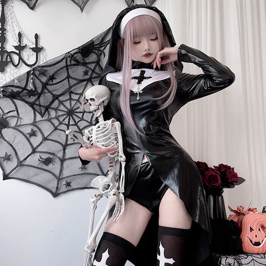 Damen Gothic Nonnenkostüm mit ausdrucksstarkem Design und transparentem Überrock Shop Nory