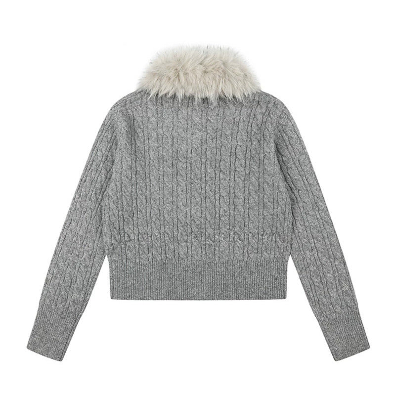 Damen Kurze Zopfmuster-Strickjacke mit abnehmbarem Kunstpelzkragen und Knebelknopfverschluss Shop Nory