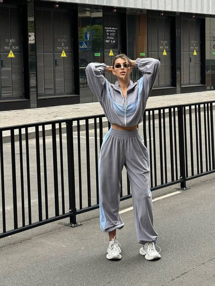 Damen sportliches Fleece-Set mit Reißverschluss und kontrastierenden Seiteneinsätzen