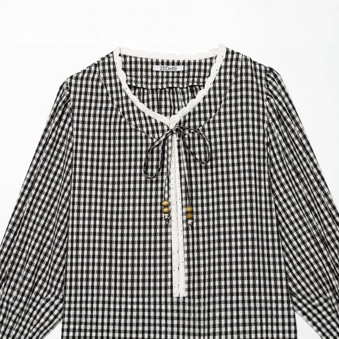 Damen Vichykaro-Bluse mit Häkelbesatz, Bindeband und dreiviertel Ballonärmeln Shop Nory
