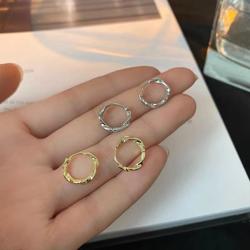 Damen Ohrringe im modernen geschwungenen Design Shop Nory