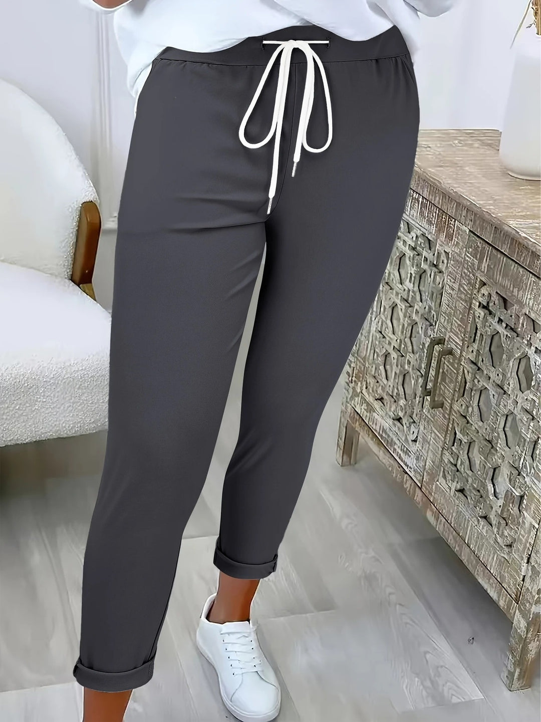 Damen Schmale Jogginghose mit hohem Komfortbund, Kordelzug und schmalem Knöchelabschluss Shop Nory