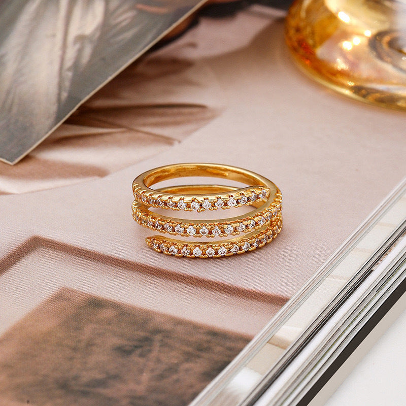 Damen eleganter und funkelnder Ring mit mehreren Bändern Shop Nory