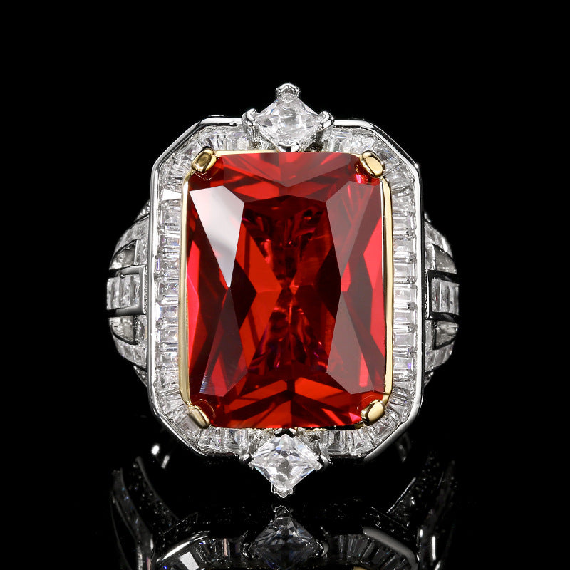 Emerald-Cut Statement Cocktailring mit Halo und Baguette-Akzentdiamanten